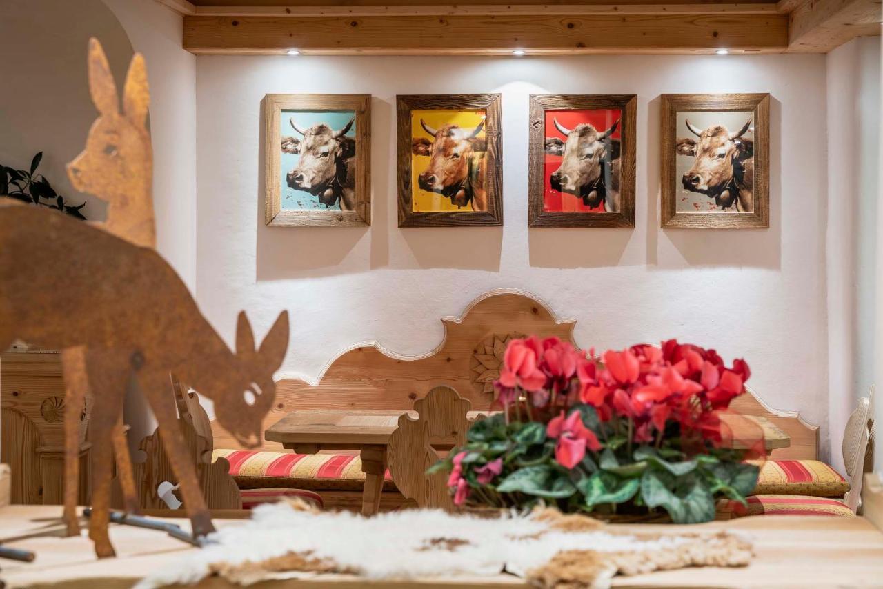 Hotel Ciasa Lorenzi Cortina dʼAmpezzo Eksteriør bilde